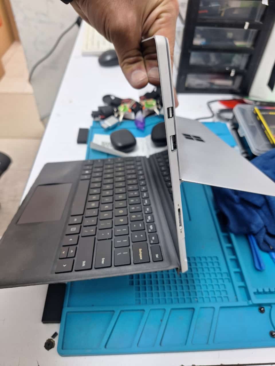 Surface Tactil iCore i5